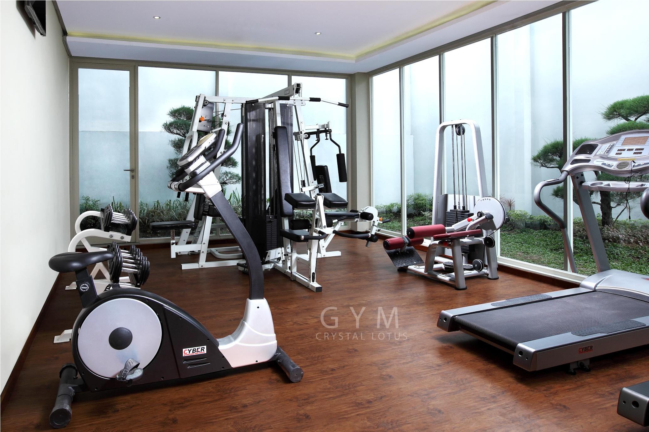 Crystal Lotus Hotel יוגיאקרטה מראה חיצוני תמונה