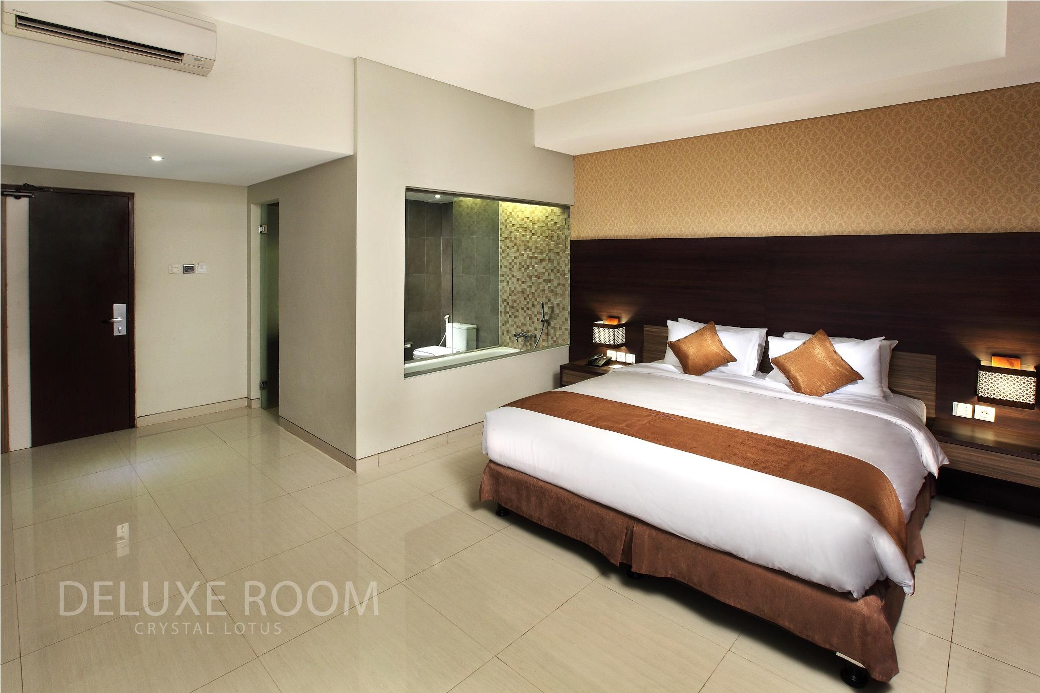 Crystal Lotus Hotel יוגיאקרטה מראה חיצוני תמונה